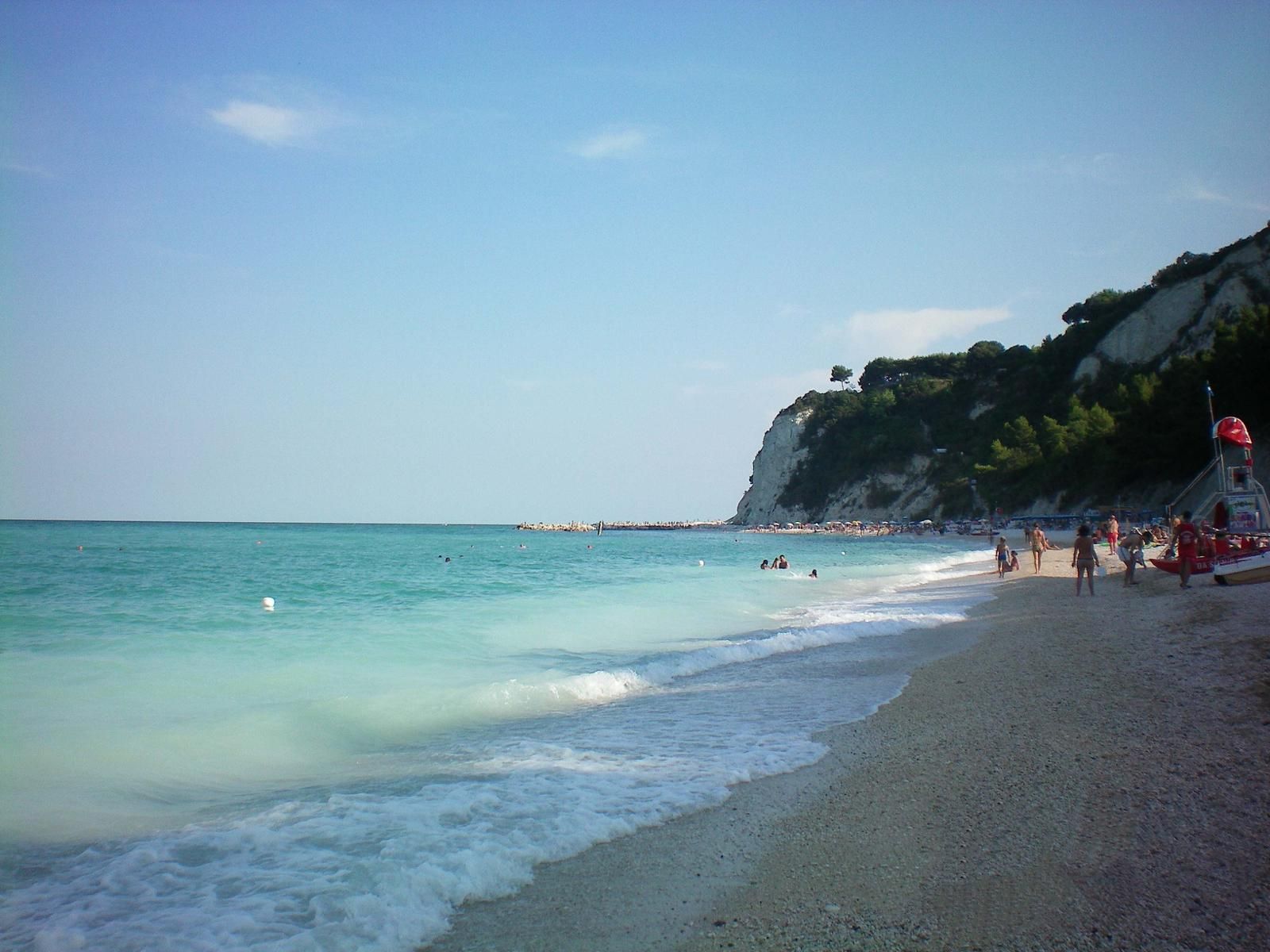 san michele -de mooiste stranden van Le marche